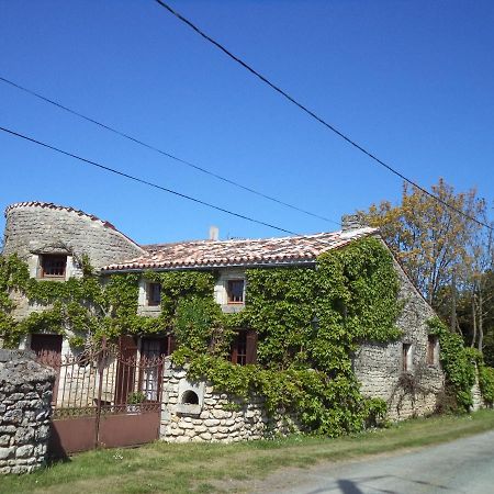 Traditional Charentais Cottage In Countryside 25 Minutes From Royan Balanzac Екстериор снимка