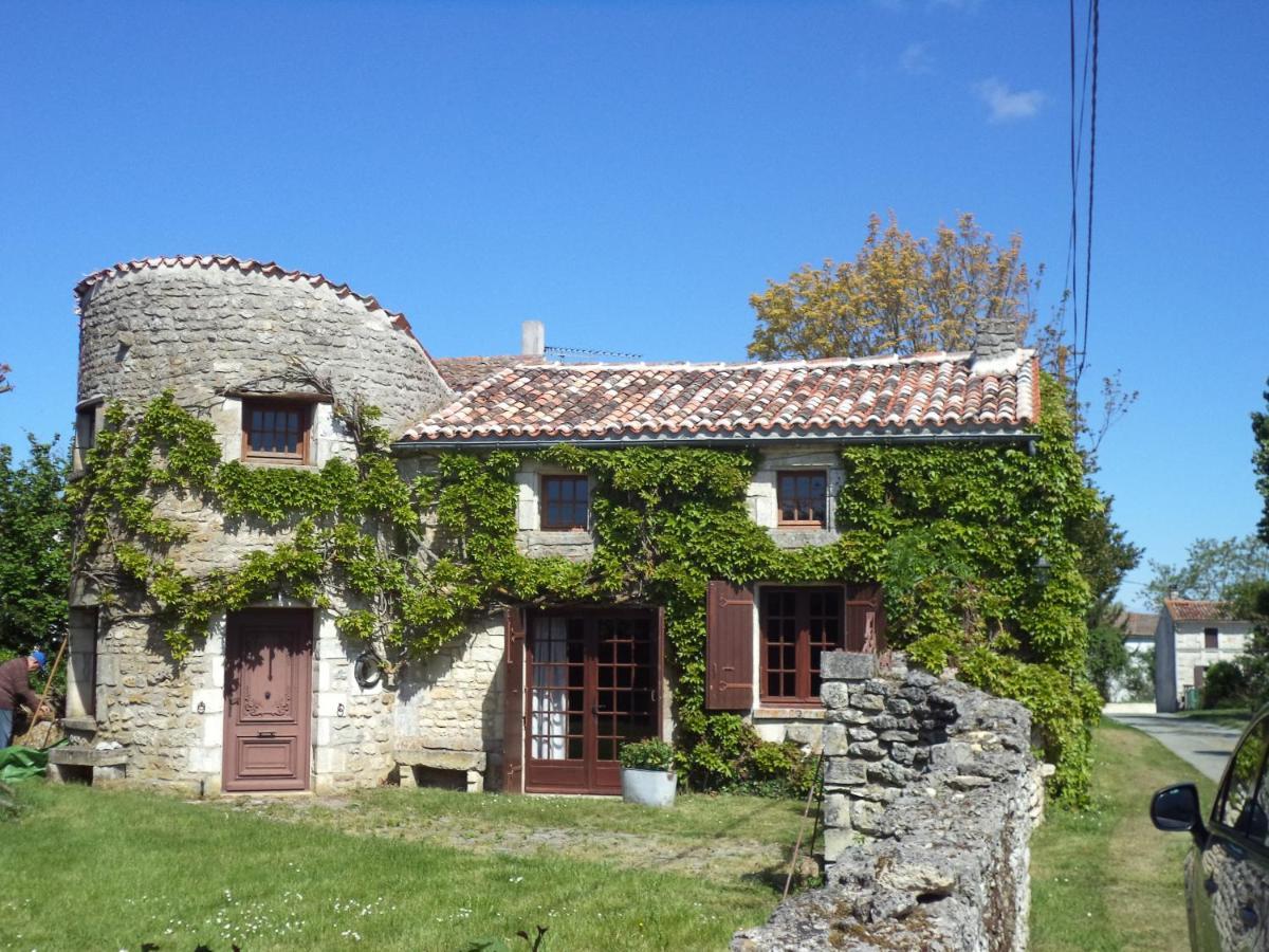 Traditional Charentais Cottage In Countryside 25 Minutes From Royan Balanzac Екстериор снимка