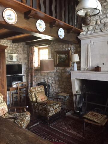 Traditional Charentais Cottage In Countryside 25 Minutes From Royan Balanzac Екстериор снимка
